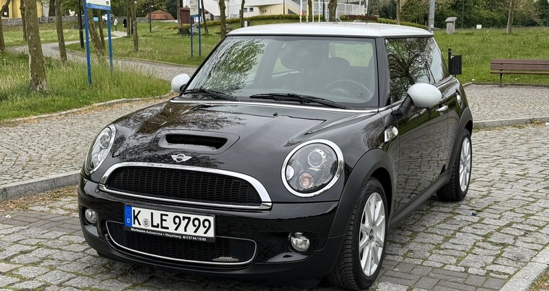 MINI Cooper S cena 32900 przebieg: 174000, rok produkcji 2010 z Wrocław małe 497